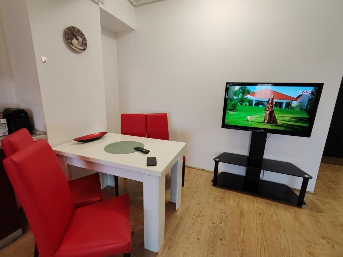 Unirii Sky Central Suite Бухарест Экстерьер фото